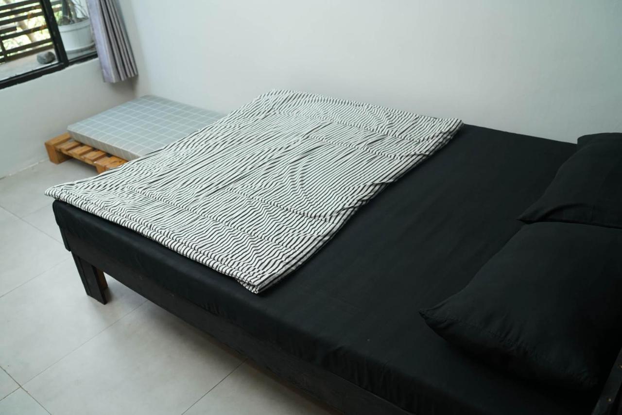 Happy House Bnb Bromo Backpacker プロボリンゴ エクステリア 写真